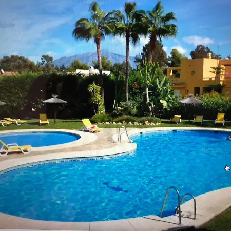 3 Guadalmina Golf Wifi Ac Daire *